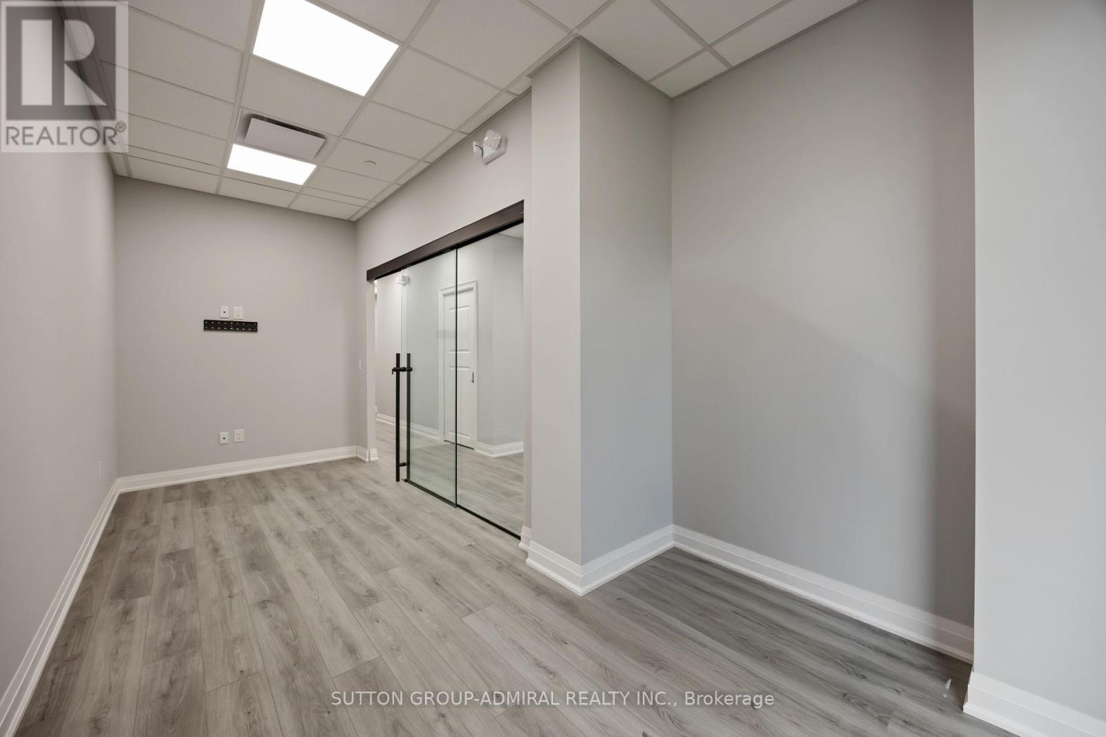 504 Wilson Avenue, Toronto, Ontario  M3H 1T8 - Photo 8 - C12370602