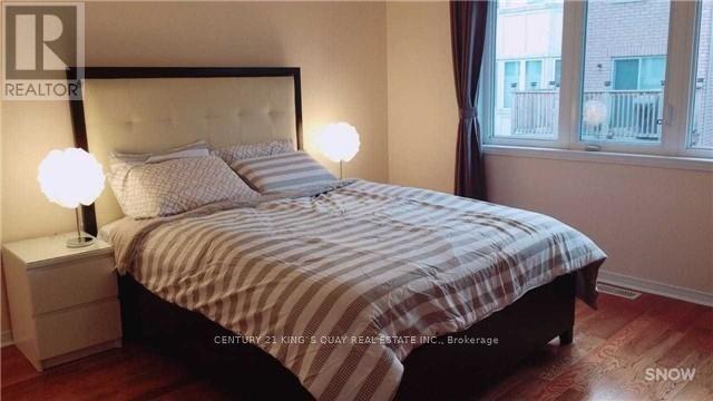 12 Westcliffe Crescent, Richmond Hill, Ontario  L4E 0S1 - Photo 9 - N12370607