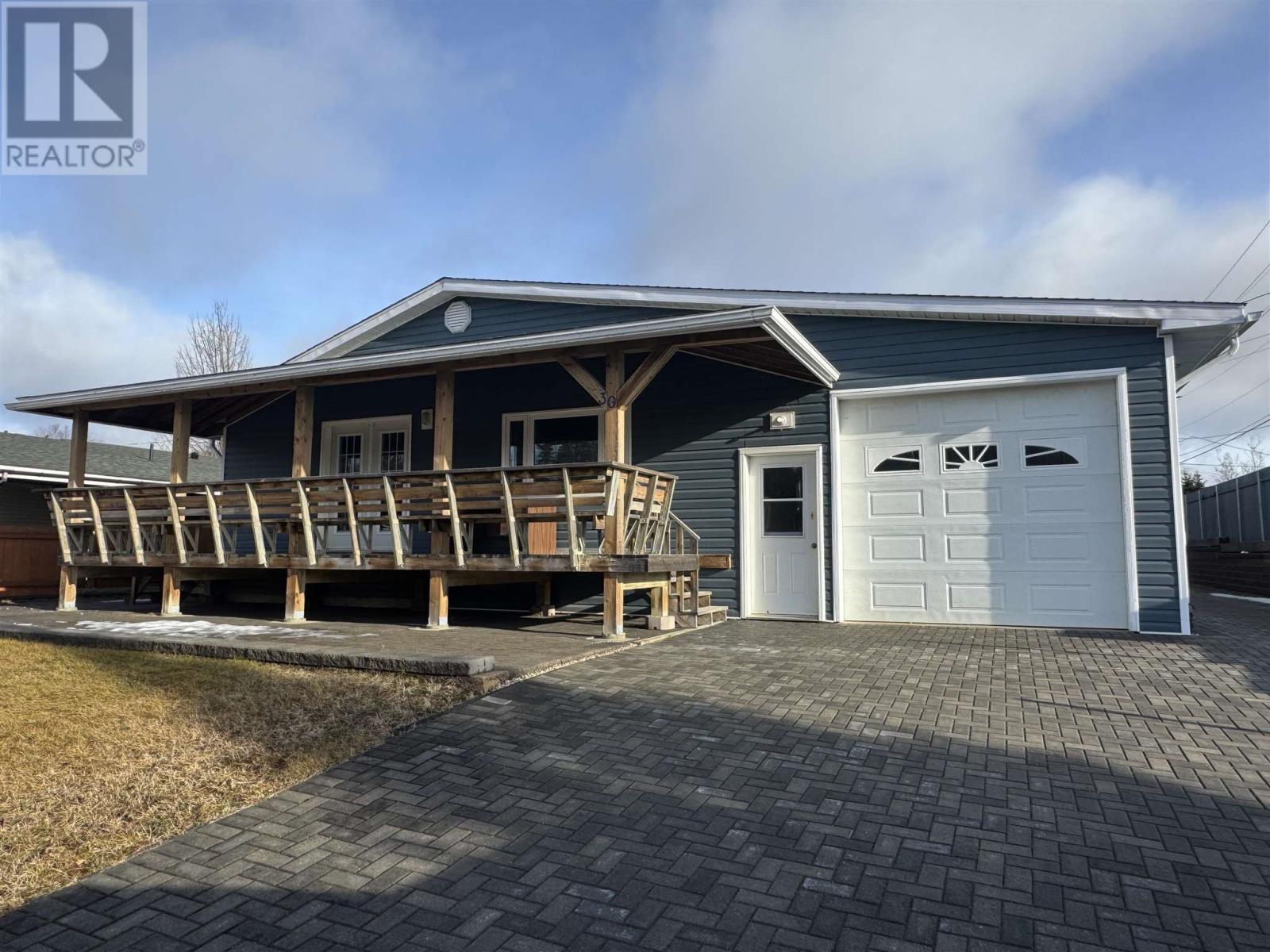 30 Aspendale Drive W, Marathon, Ontario  P0T 2E0 - Photo 1 - TB251971