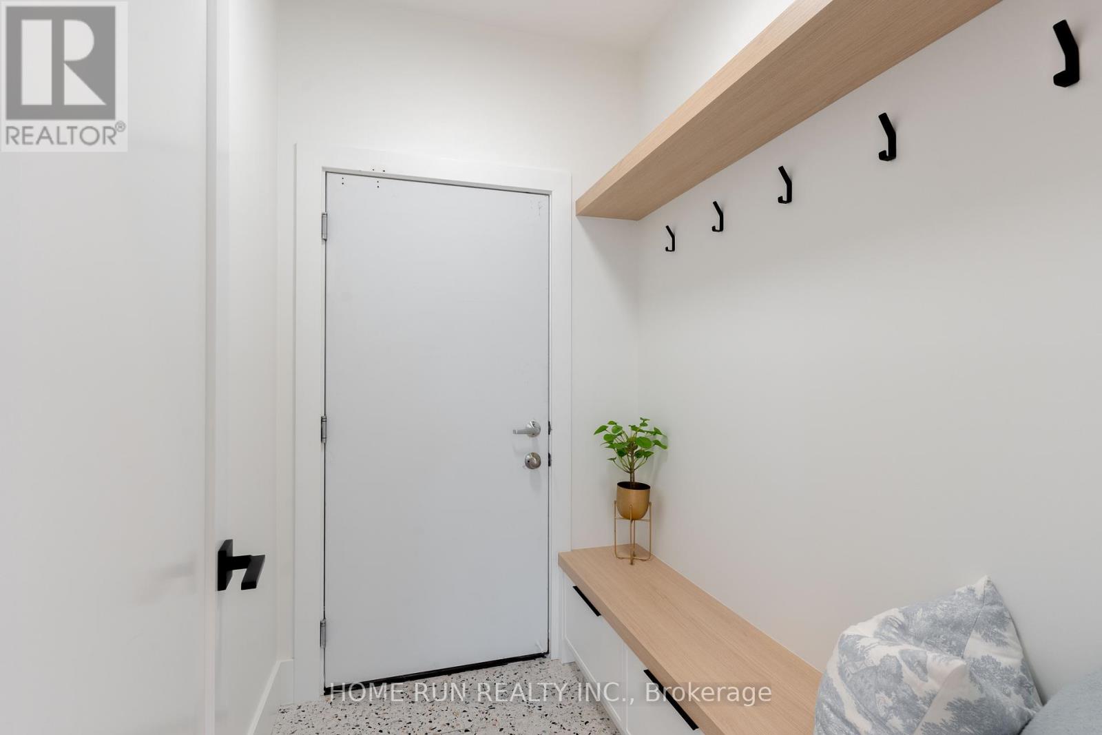 2243 Page Road, Ottawa, Ontario  K1C 7K5 - Photo 17 - X12370685