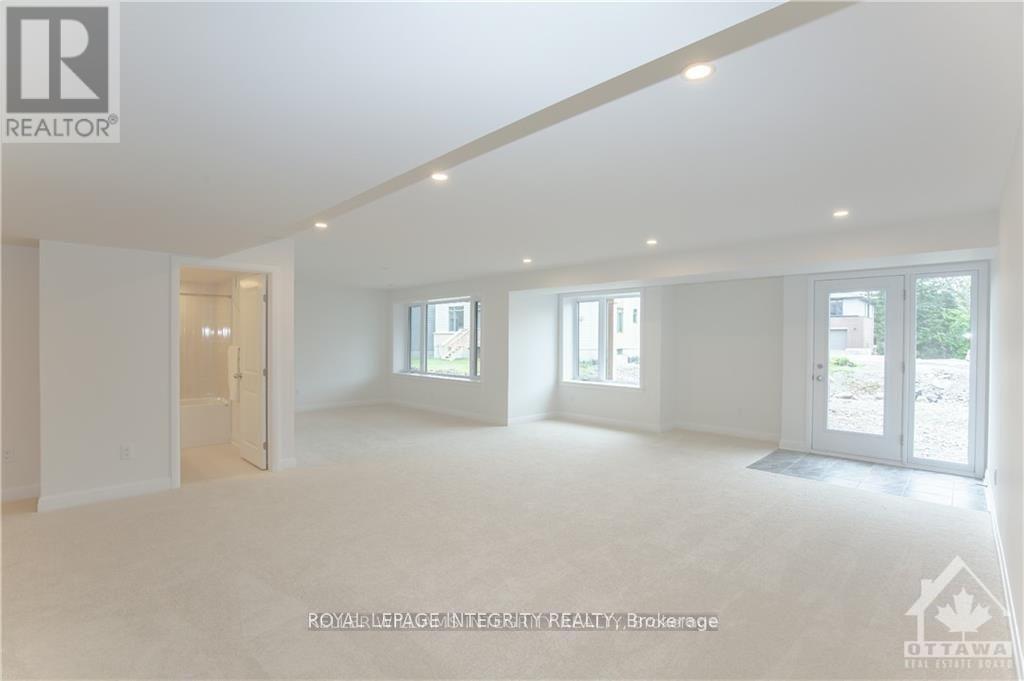 1098 Blanding Street, Ottawa, Ontario  K2T 0S2 - Photo 29 - X12370717