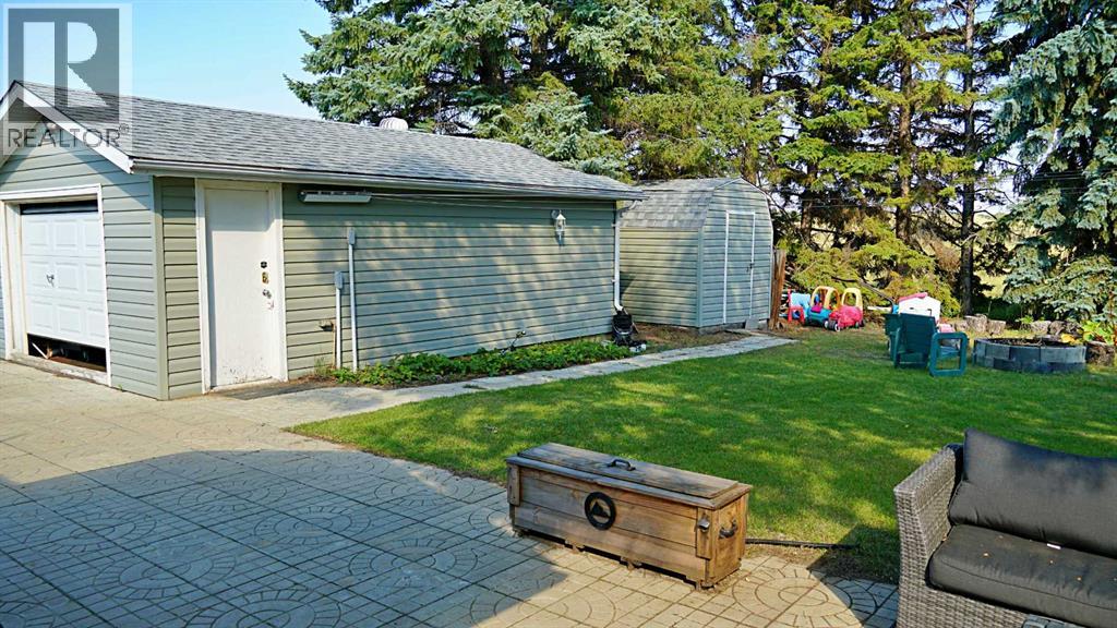 101 2nd Street E, Derwent, Alberta  T0B 1C0 - Photo 7 - A2252378