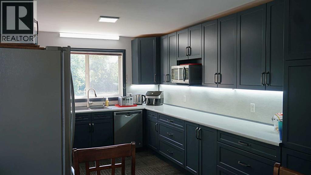 101 2nd Street E, Derwent, Alberta  T0B 1C0 - Photo 10 - A2252378