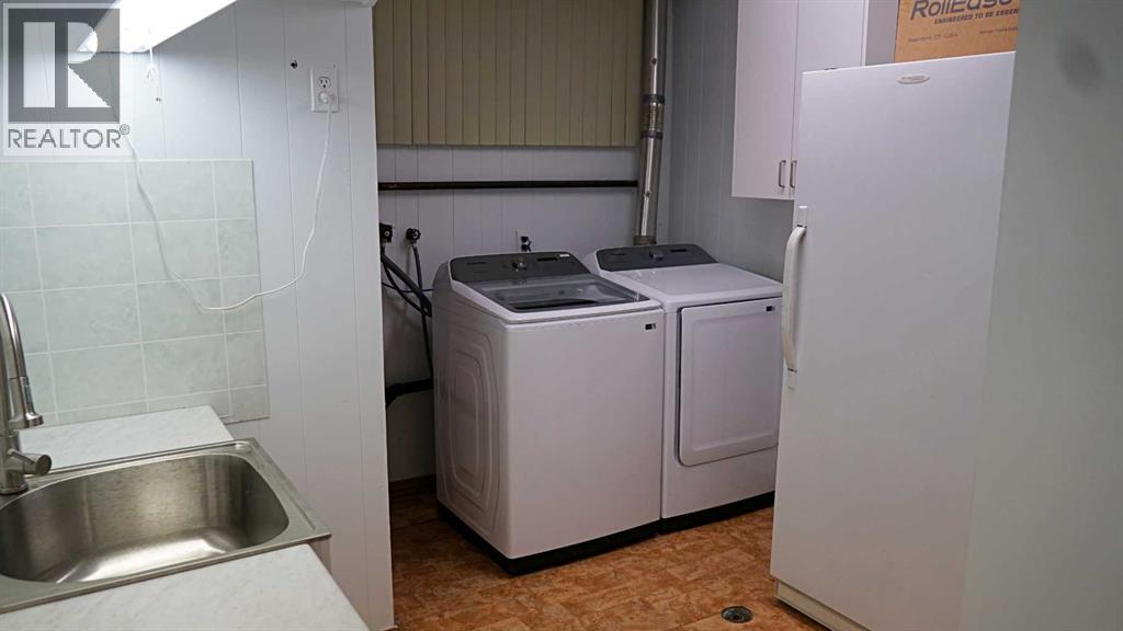 101 2nd Street E, Derwent, Alberta  T0B 1C0 - Photo 26 - A2252378