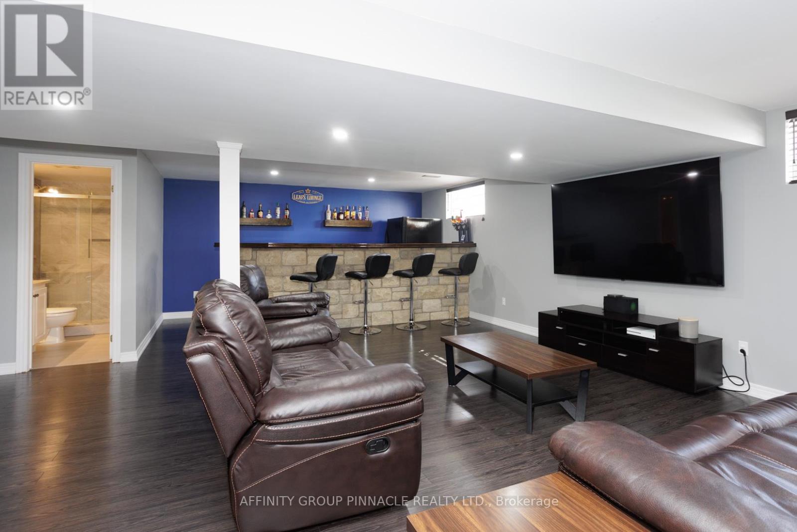 3 Dormer Road, Kawartha Lakes (Lindsay), Ontario  K9V 6H8 - Photo 34 - X12370705