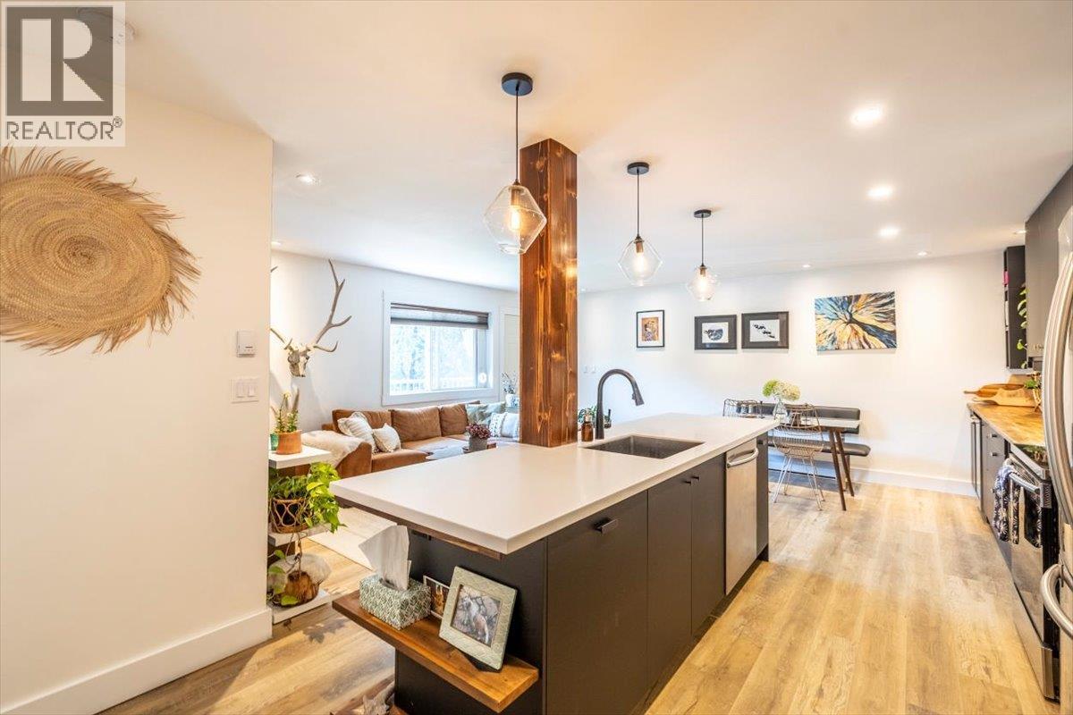 65 Cokato Road Unit# 204, Fernie, British Columbia  V0B 1M4 - Photo 4 - 10360936