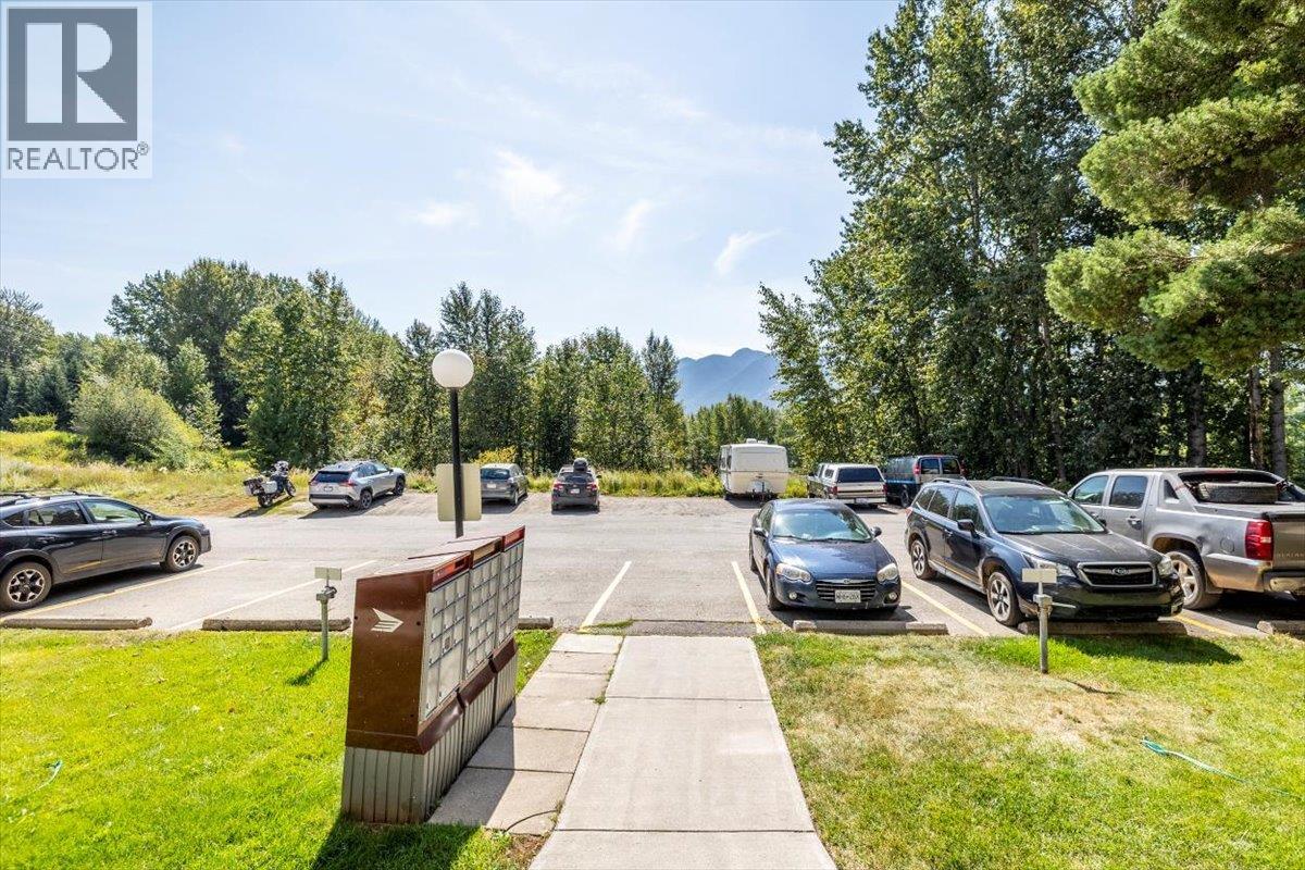 65 Cokato Road Unit# 204, Fernie, British Columbia  V0B 1M4 - Photo 31 - 10360936