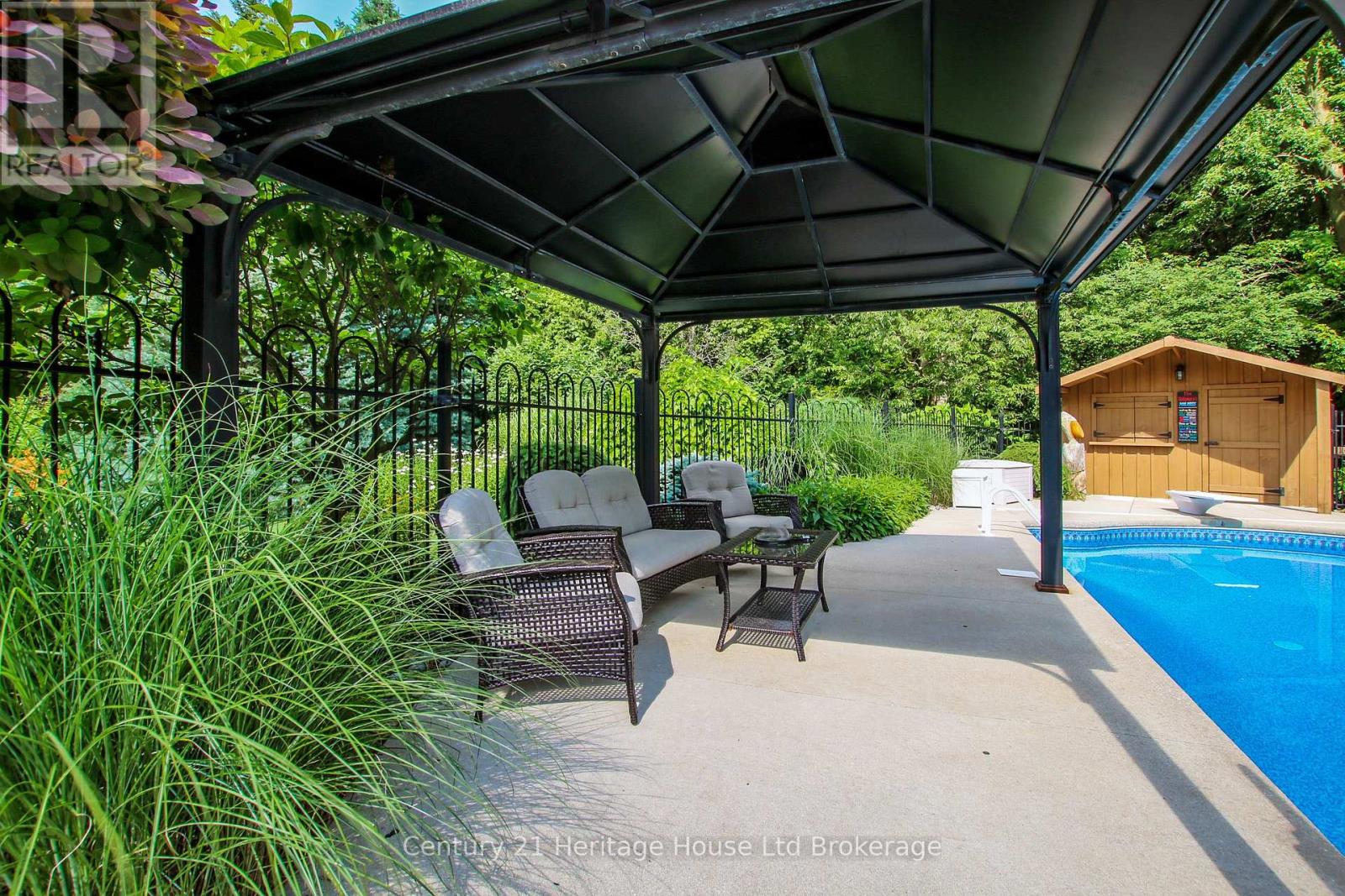 596 Lakeview Drive, Woodstock, Ontario  N4T 0A5 - Photo 44 - X12370668