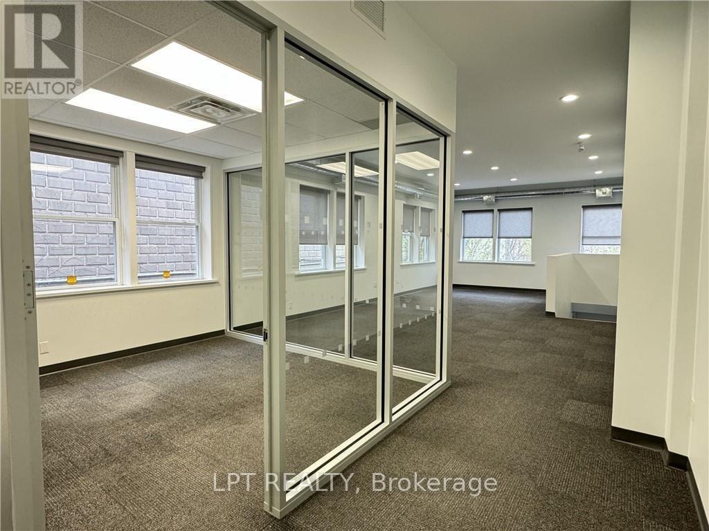 57-59 Collier Street, Barrie (City Centre), Ontario  L4M 1G7 - Photo 25 - S12309985