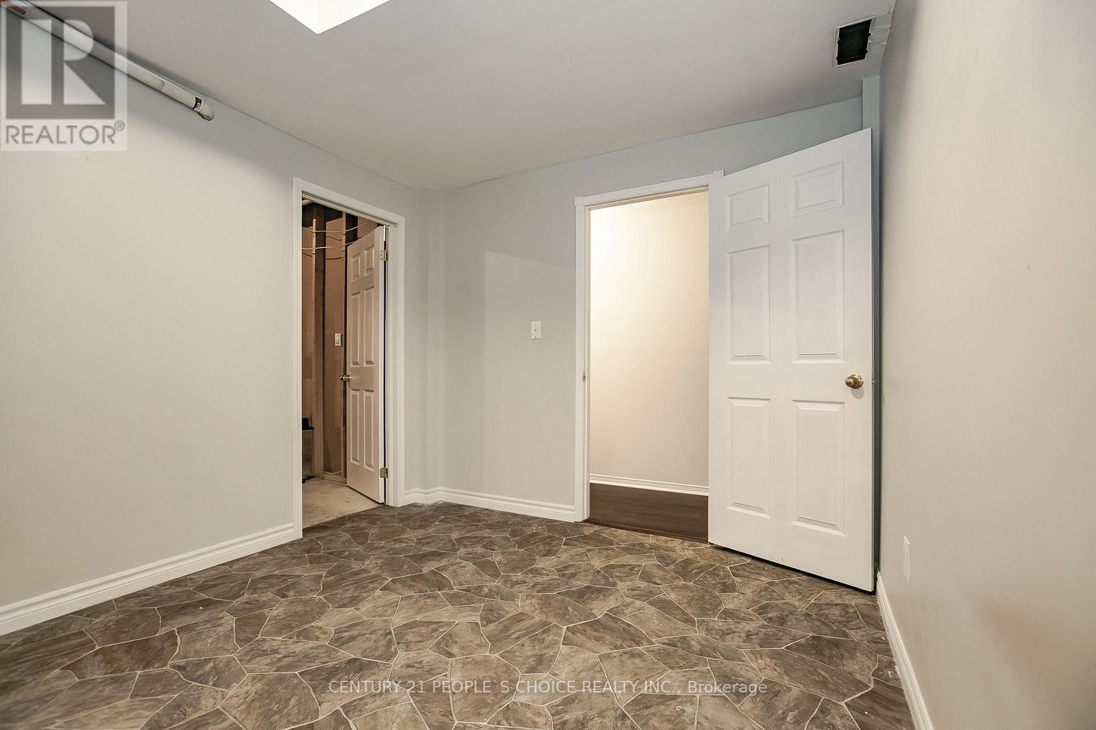 272 Vintage Gate, Brampton, Ontario  L6X 5B7 - Photo 37 - W12363072