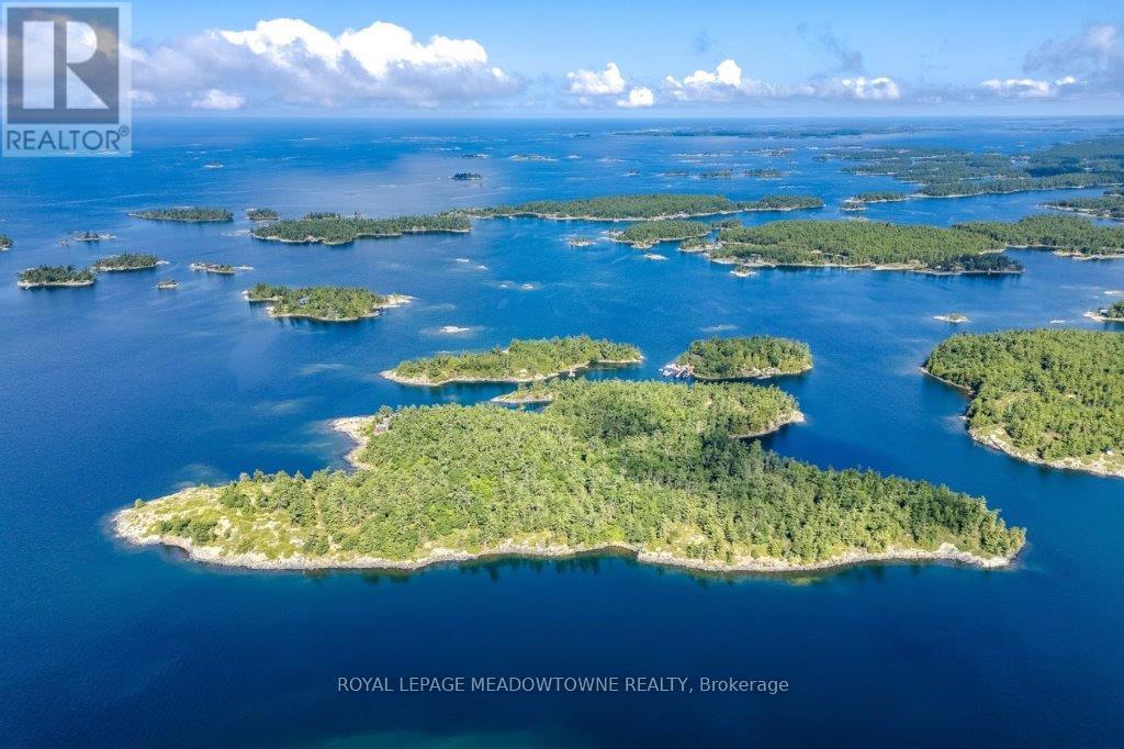 B433 Campbell Island, Twp Of The Archipelago, The Archipelago, Ontario  P0G 1G0 - Photo 1 - X12369772