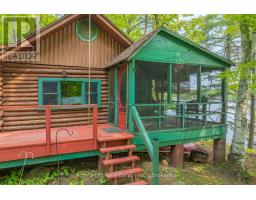 1067 WEST BLACK LAKE ROAD, Muskoka Lakes, Ontario