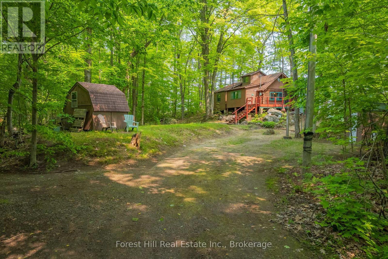 1067 West Black Lake Road, Muskoka Lakes, Ontario  P0C 1M0 - Photo 27 - X12199734