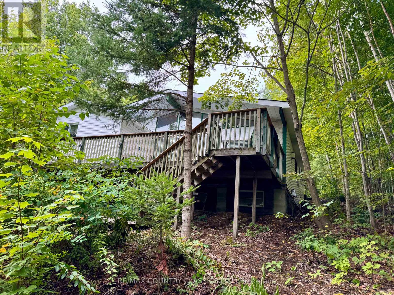 256 Elgin Road, Hastings Highlands (Mcclure Ward), Ontario  K0L 2K0 - Photo 1 - X12370611