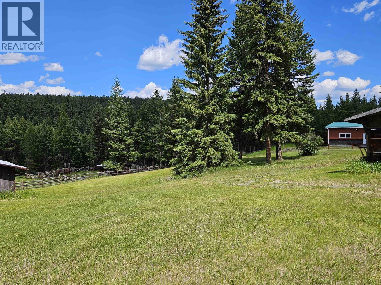 2455 FIRWOOD HILL ROAD, Williams Lake, British Columbia