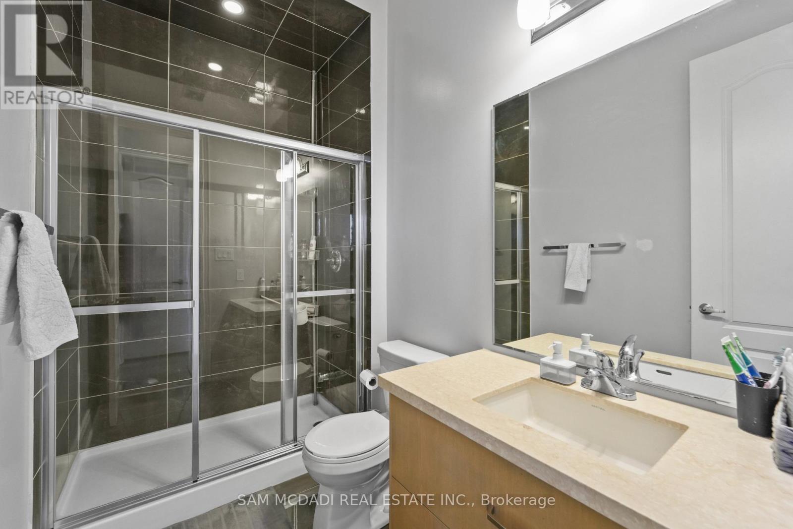 40 Quintette Close, Brampton, Ontario  L6P 4E1 - Photo 40 - W12370727