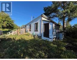 390 Balsam ST, Thunder Bay, Ontario