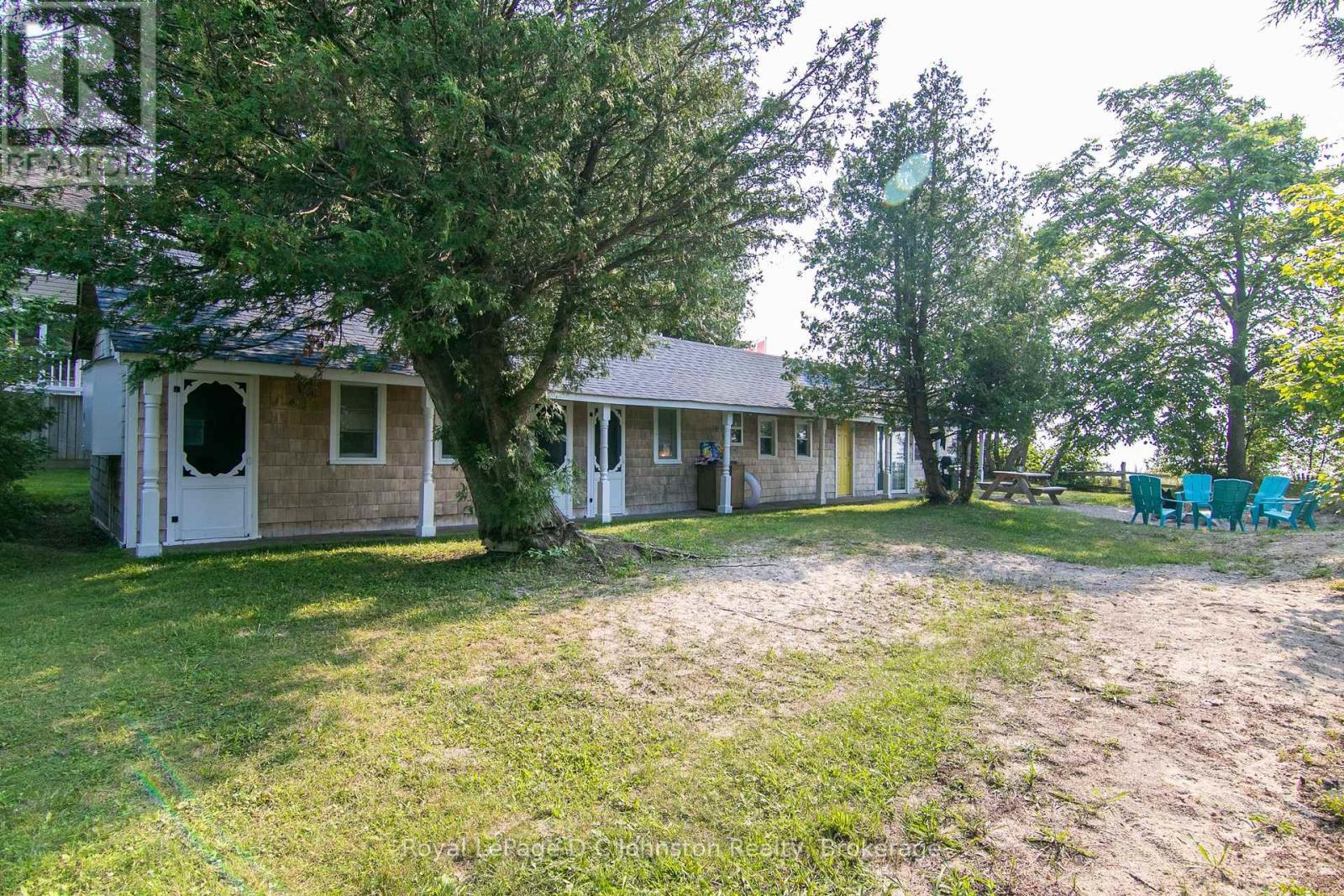 105 5th Avenue S, Native Leased Lands, Ontario  N0H 2L0 - Photo 19 - X12370783