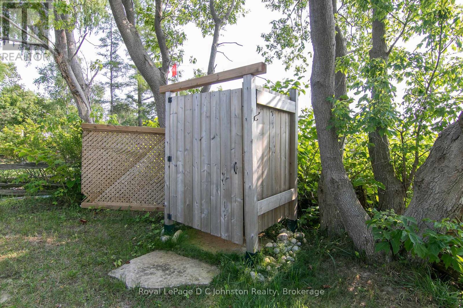 105 5th Avenue S, Native Leased Lands, Ontario  N0H 2L0 - Photo 22 - X12370783