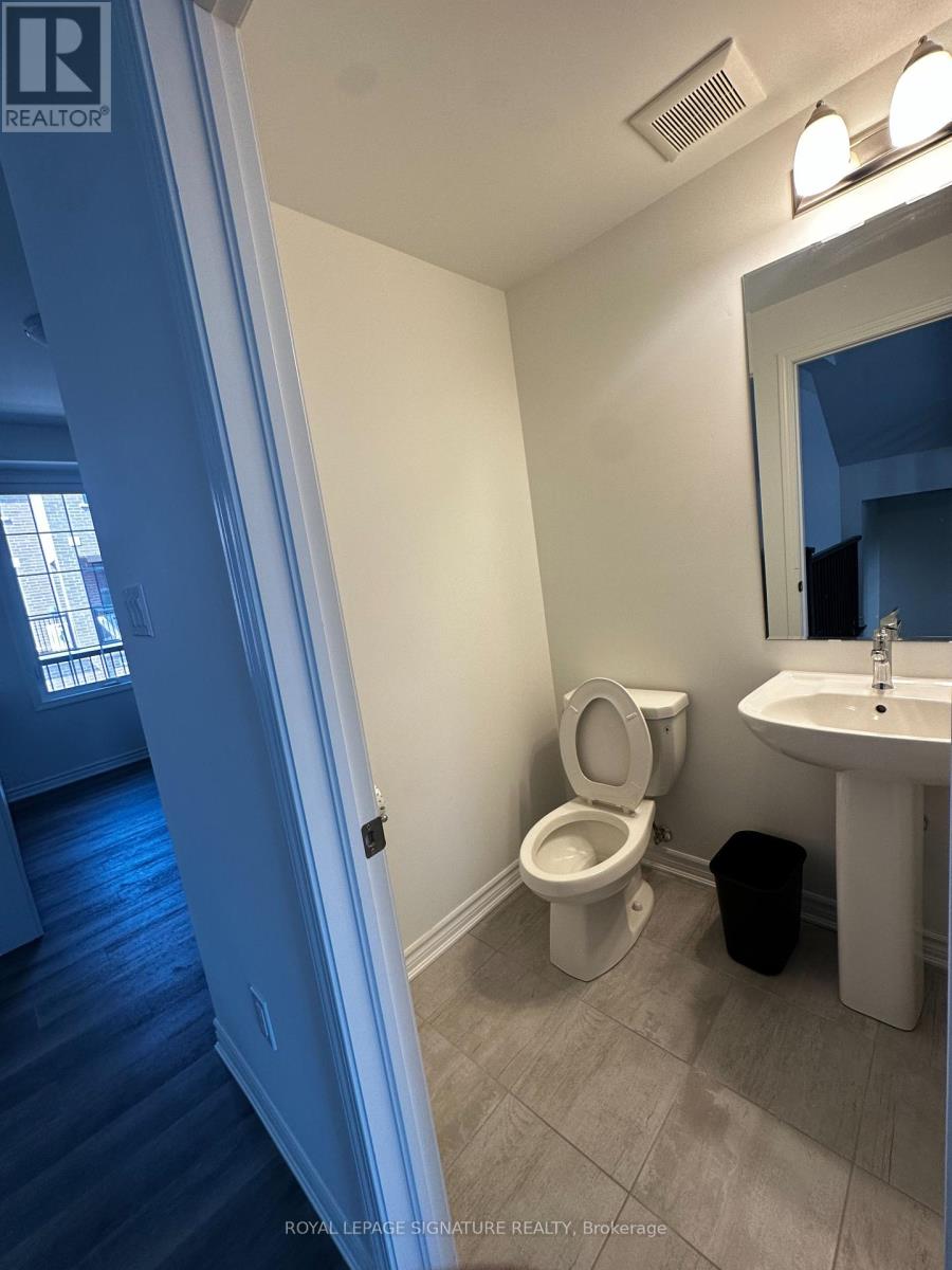 12 - 1259 Lily Crescent, Milton, Ontario  L9E 2C1 - Photo 3 - W12367532
