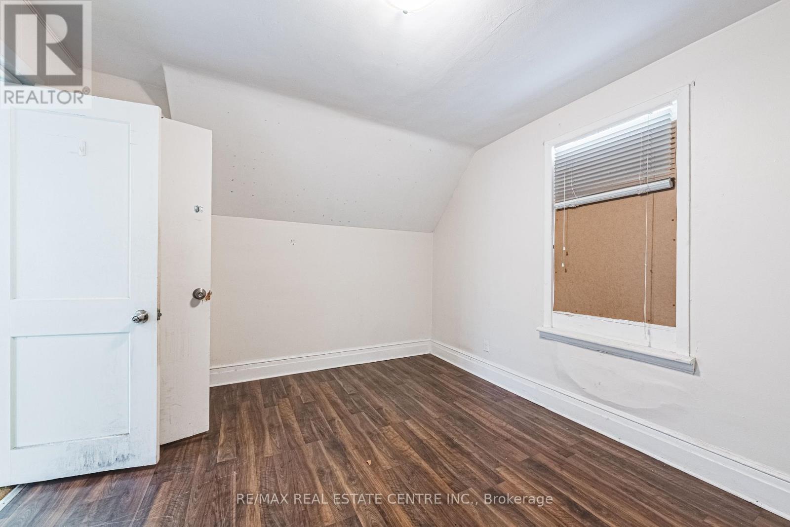 70 Hillview Street, Hamilton, Ontario  L8S 2Z2 - Photo 24 - X12370700