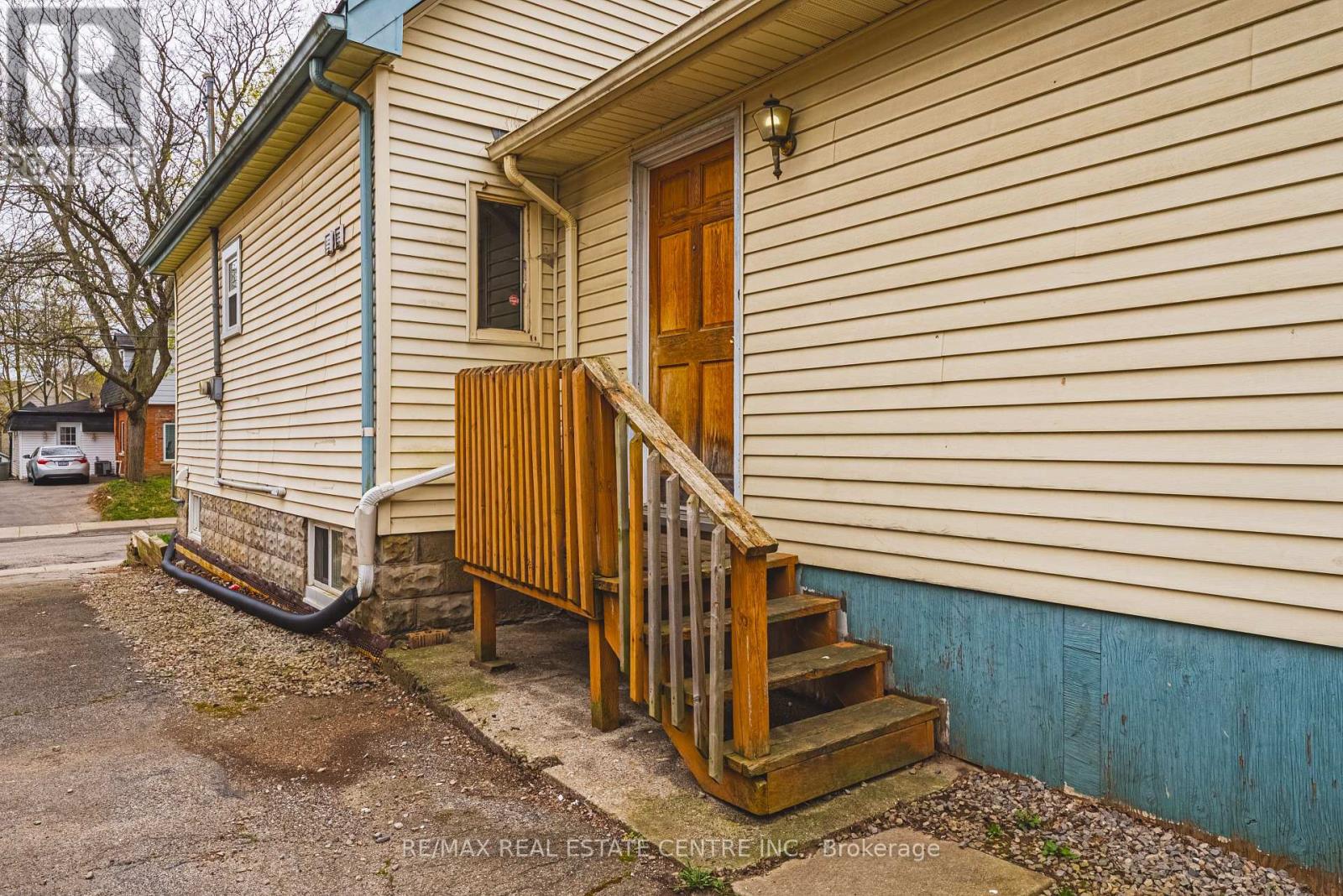 70 Hillview Street, Hamilton, Ontario  L8S 2Z2 - Photo 32 - X12370700
