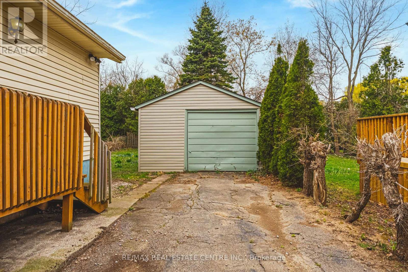70 Hillview Street, Hamilton, Ontario  L8S 2Z2 - Photo 33 - X12370700