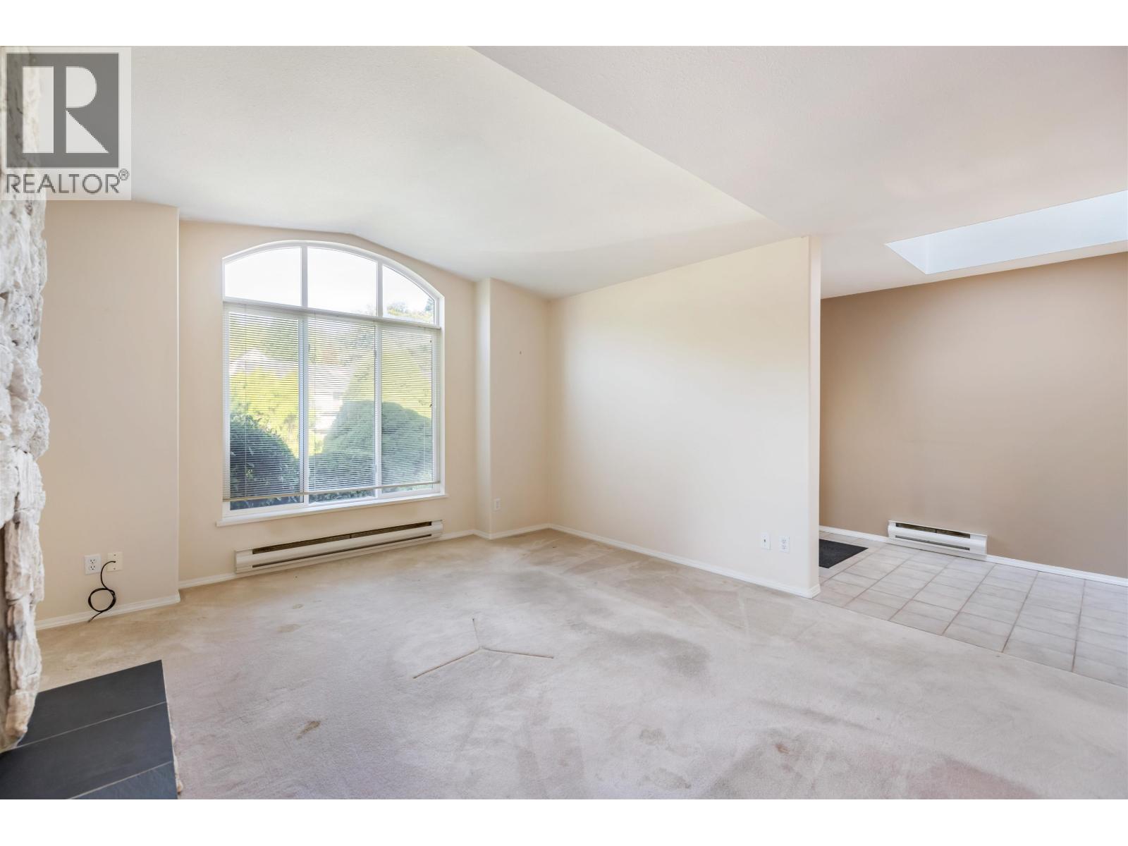 6114 S Gale Avenue, Sechelt, British Columbia  V7Z 0P9 - Photo 5 - R3041421