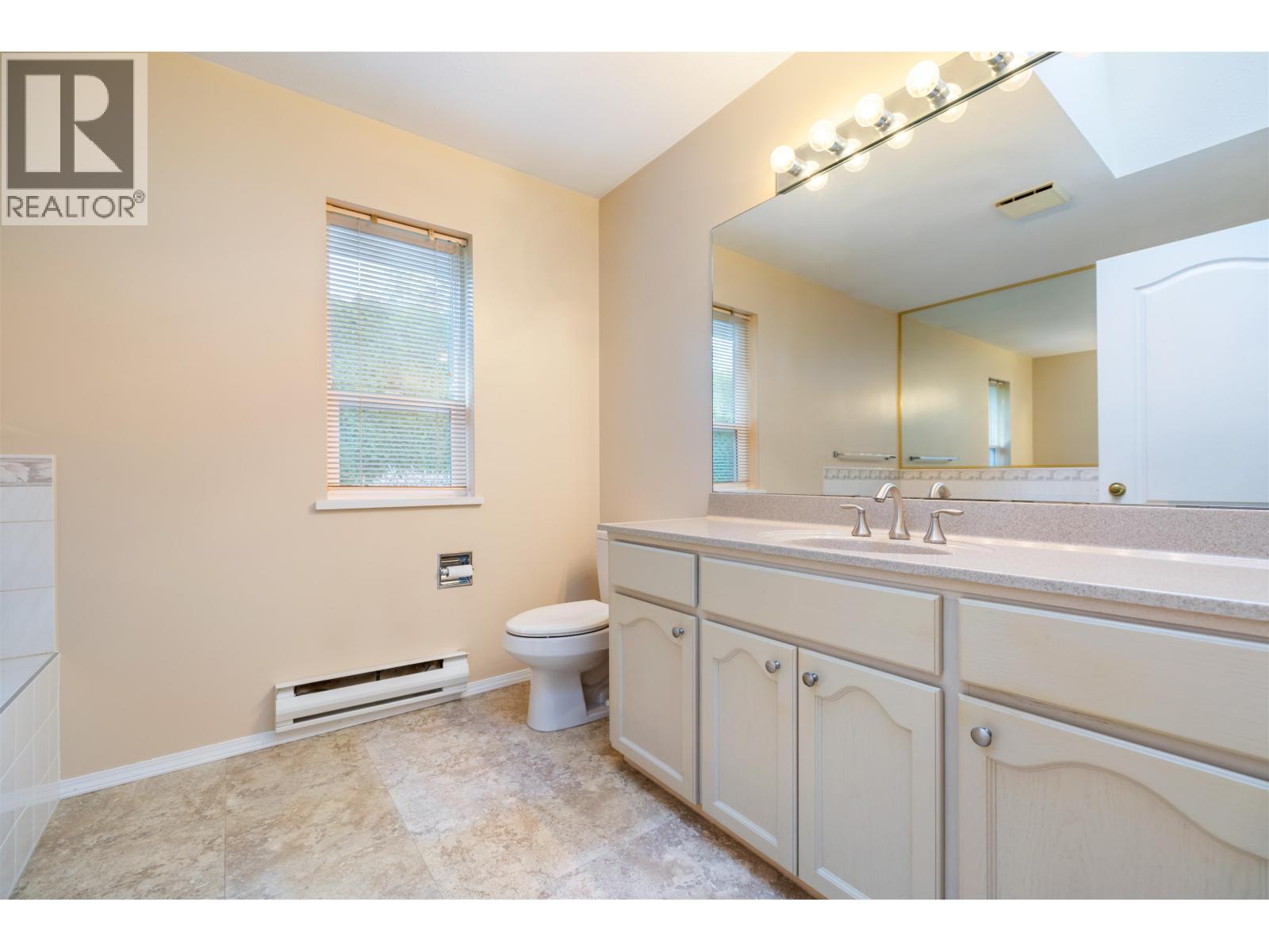 6114 S Gale Avenue, Sechelt, British Columbia  V7Z 0P9 - Photo 26 - R3041421