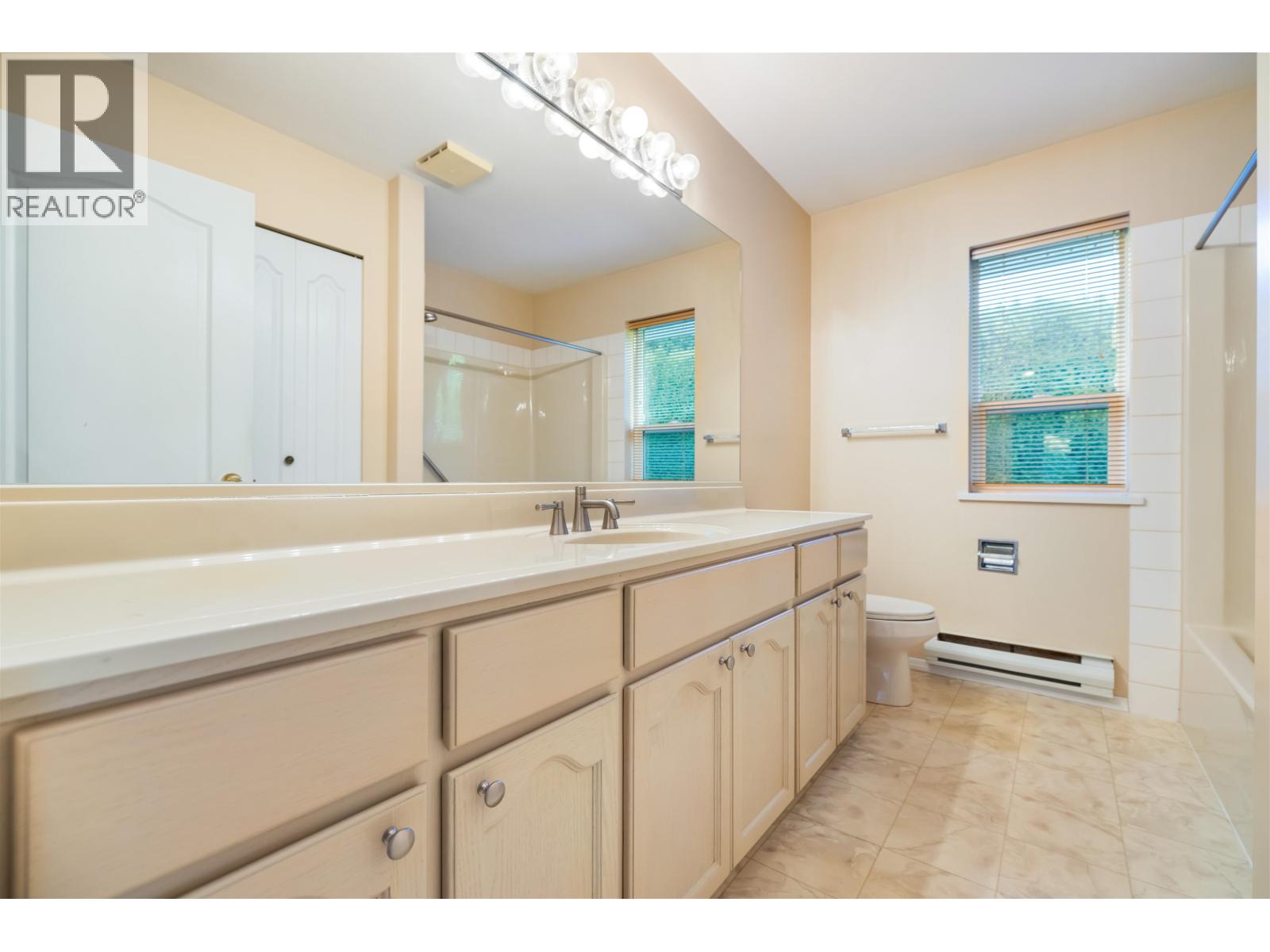 6114 S Gale Avenue, Sechelt, British Columbia  V7Z 0P9 - Photo 28 - R3041421