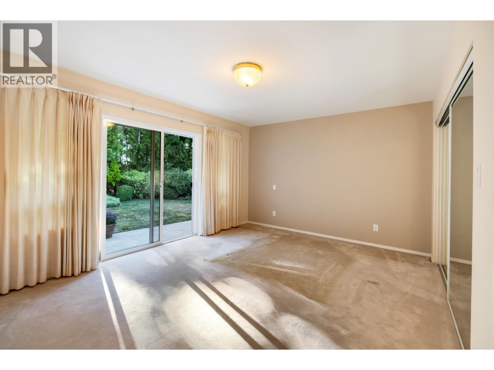 6114 S Gale Avenue, Sechelt, British Columbia  V7Z 0P9 - Photo 23 - R3041421