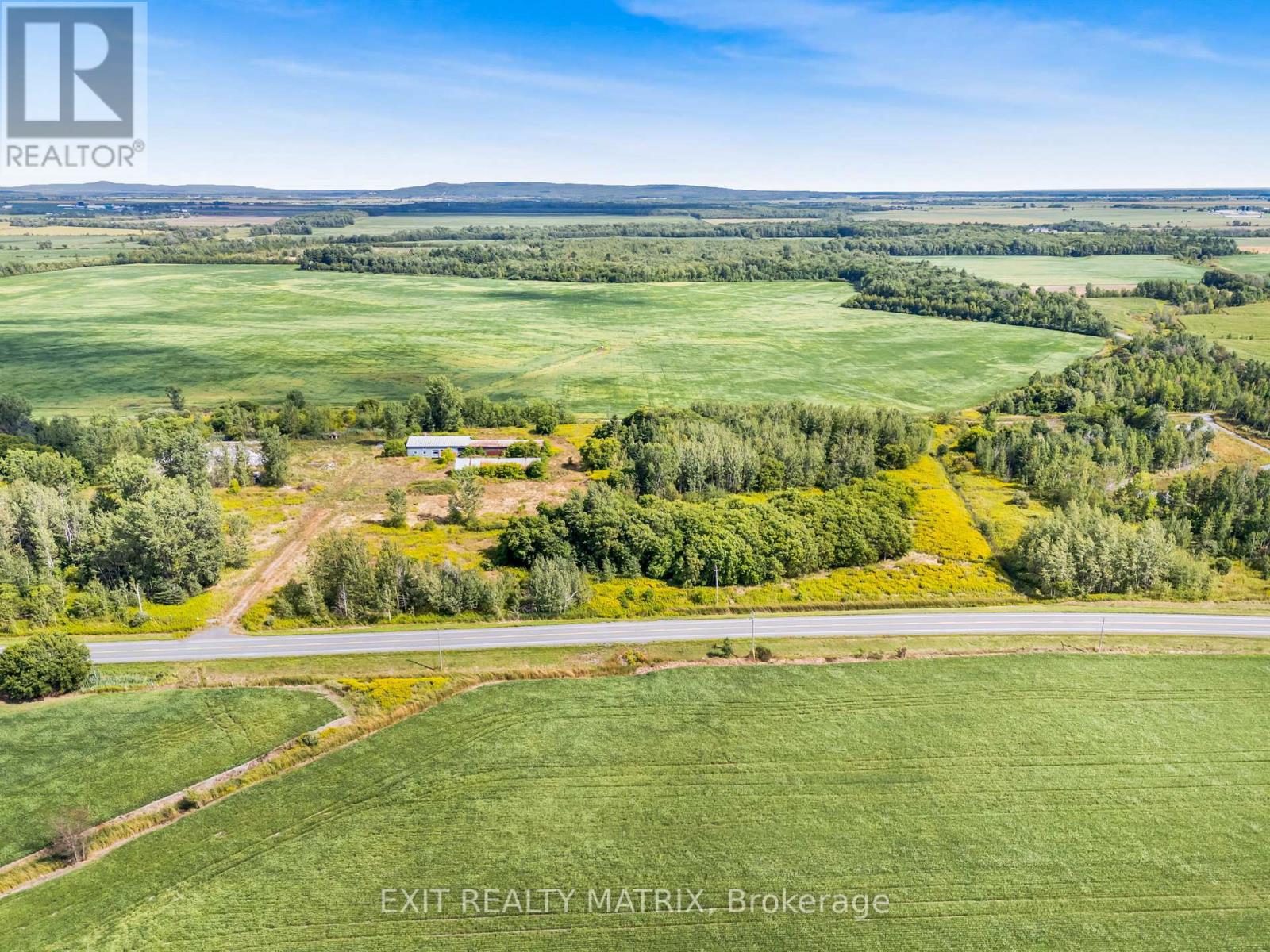5675 County Rd 14 Road, East Hawkesbury, Ontario  K0B 1P0 - Photo 1 - X12370756