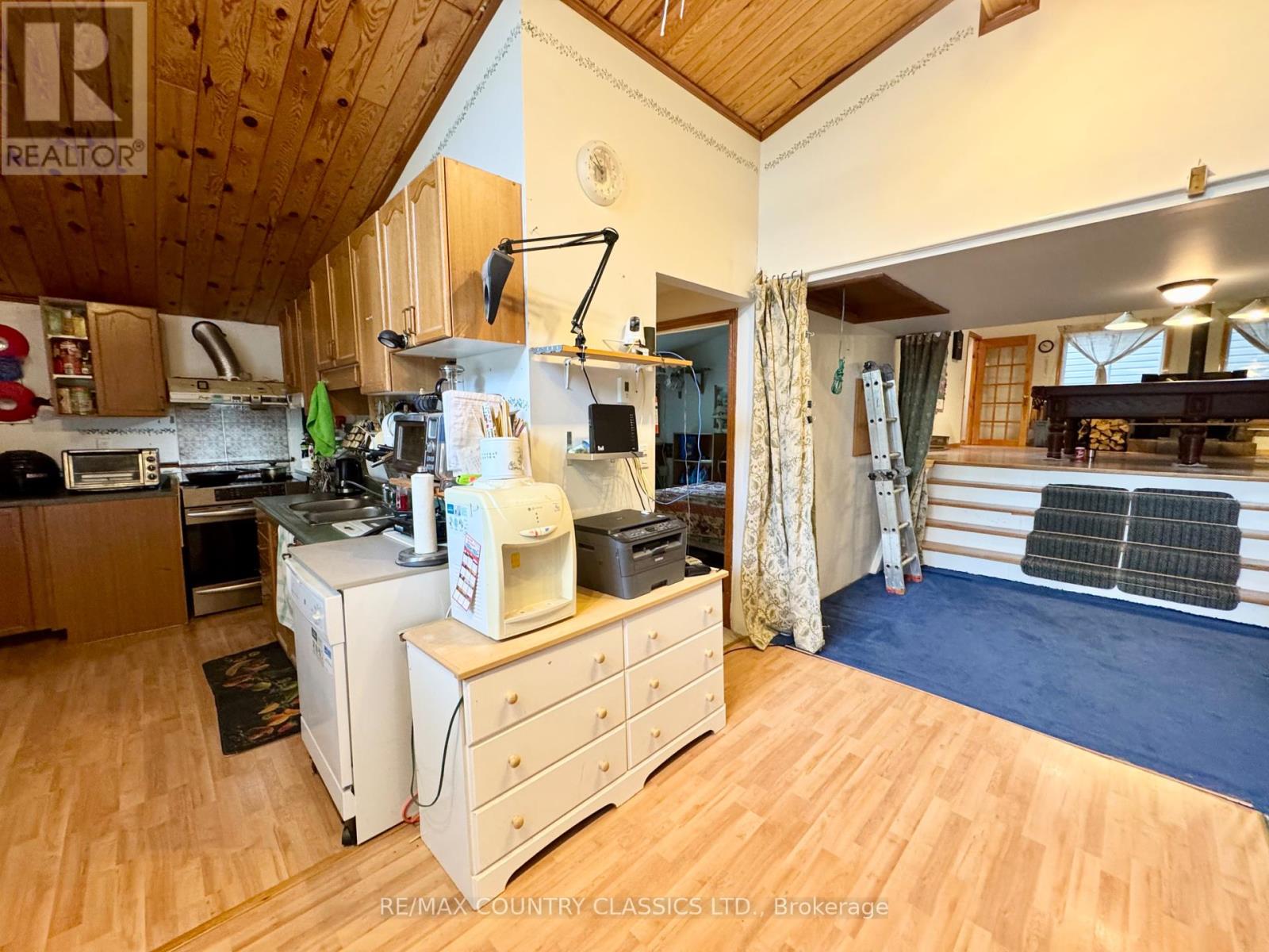 256 Elgin Road, Hastings Highlands, Ontario  K0L 2K0 - Photo 35 - X12370611