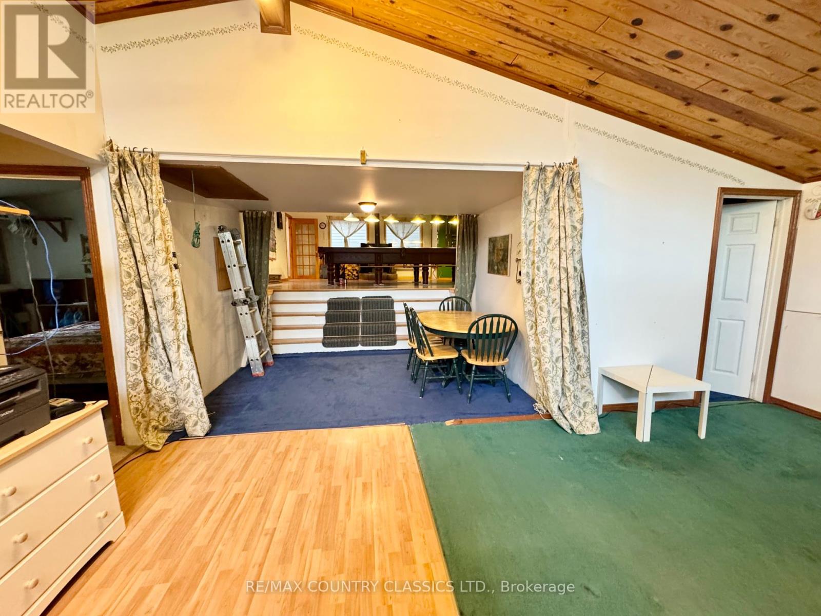 256 Elgin Road, Hastings Highlands, Ontario  K0L 2K0 - Photo 34 - X12370611