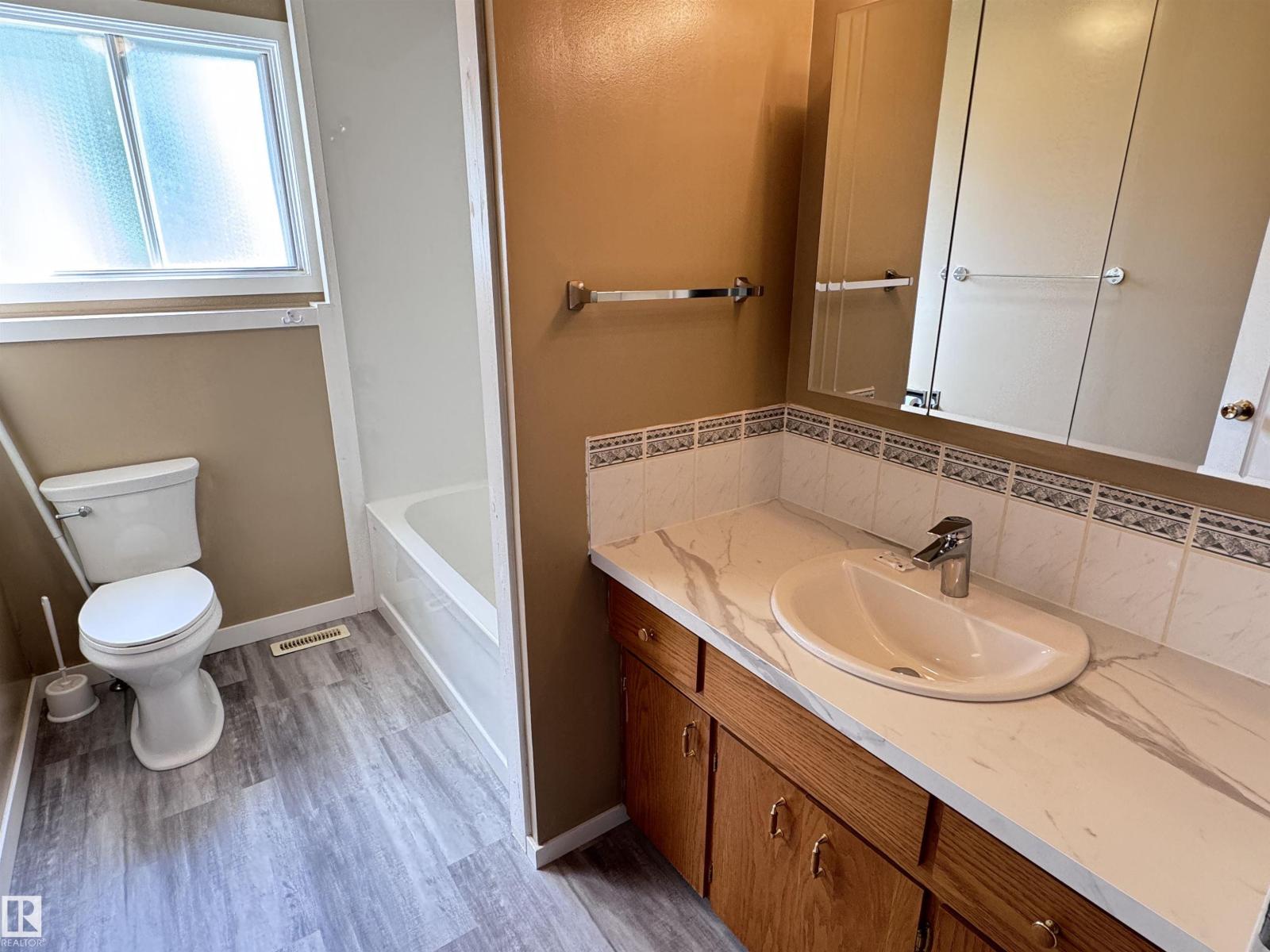 5015 51 Av, Jarvie, Alberta  T0G 1H0 - Photo 27 - E4455309