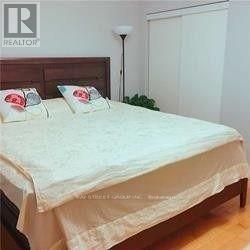 14 Prestwick Crescent, Toronto, Ontario  M2H 1M9 - Photo 4 - C12370754