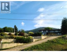 1350 13 Avenue SE, salmon arm, British Columbia