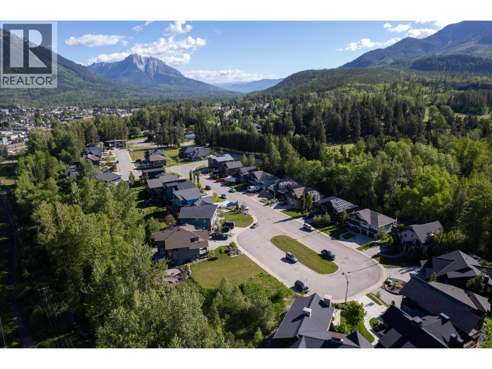 18 Silver Ridge Way, Fernie, British Columbia  V0B 1M2 - Photo 19 - 10360874