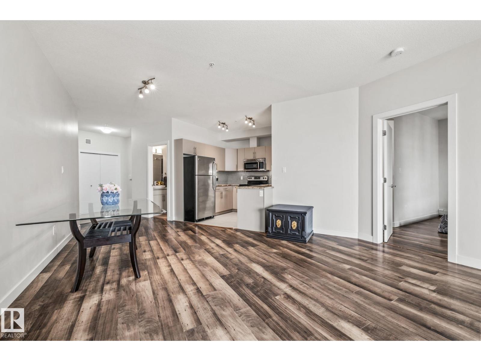 #212 10611 117 St Nw, Edmonton, Alberta  T5H 0G6 - Photo 5 - E4455298