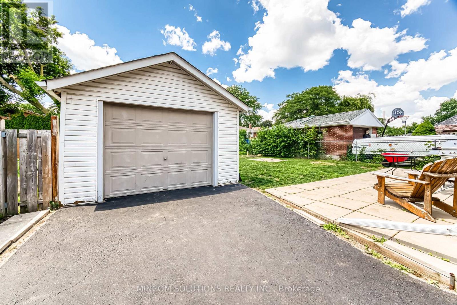 170 North Carson Street, Toronto, Ontario M8W 4C9 - Photo 24 - W12260571