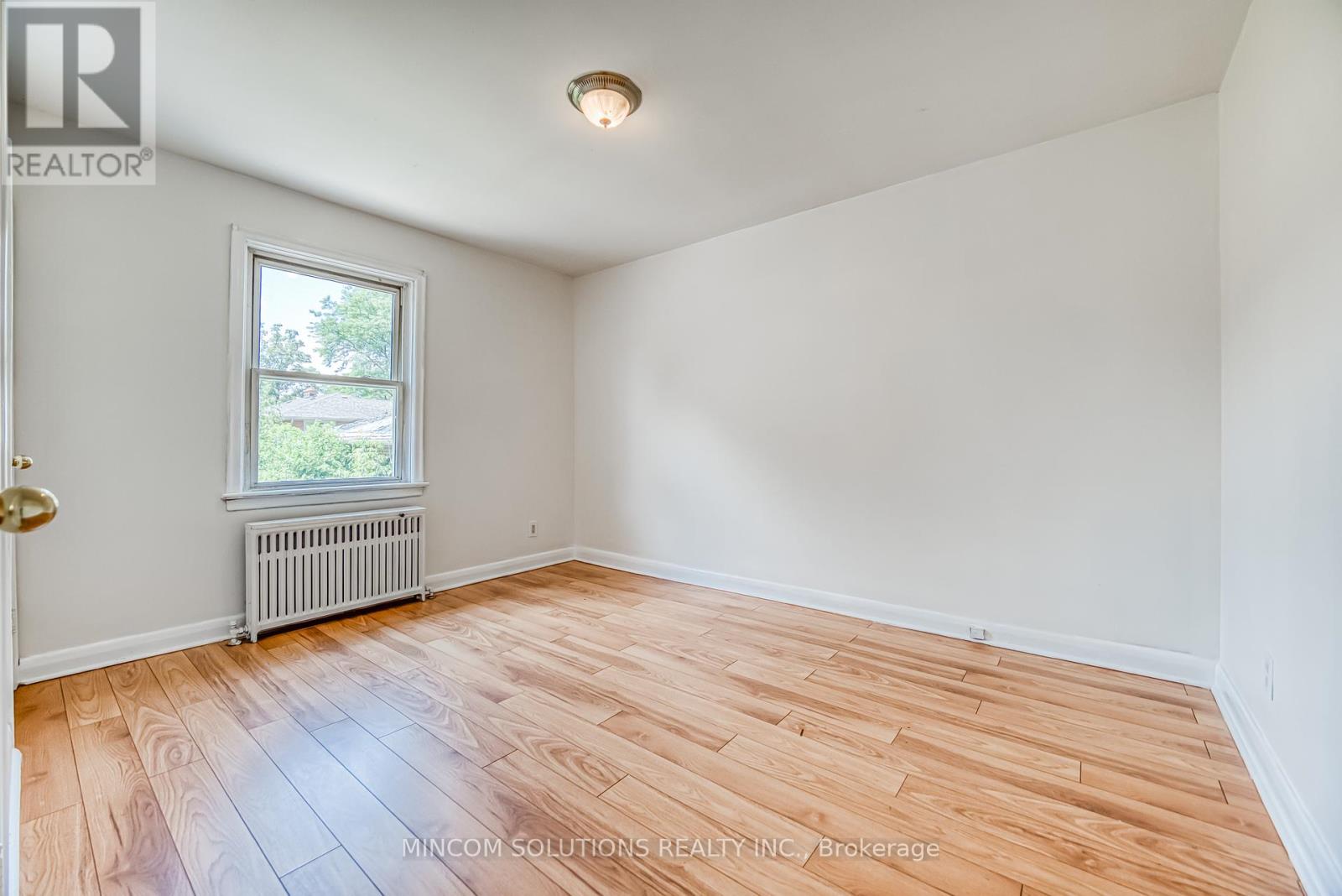 170 North Carson Street, Toronto, Ontario M8W 4C9 - Photo 11 - W12260571