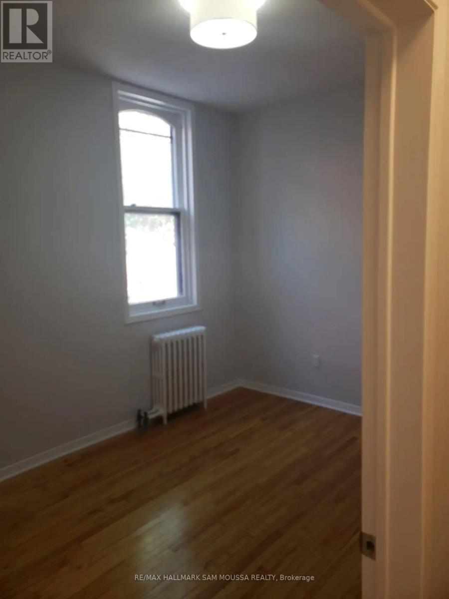 3 - 232 Cooper Street, Ottawa, Ontario  K2P 0G4 - Photo 9 - X12370844