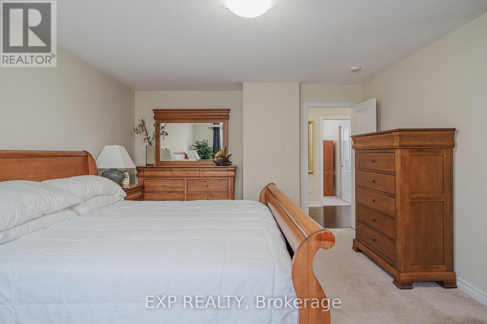 628 Eagle Crest Heights, Ottawa, Ontario  K2S 2E6 - Photo 26 - X12370902