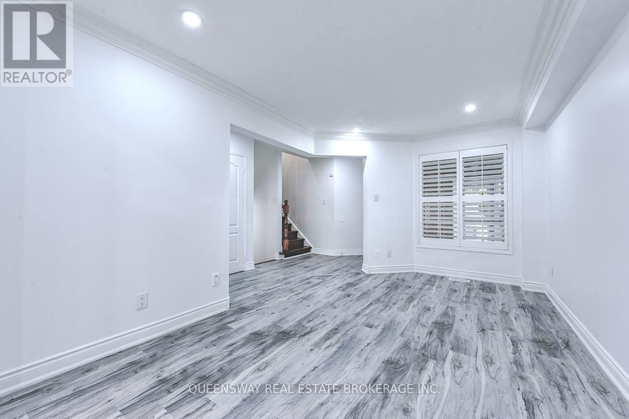 12 Dandelion Road, Brampton, Ontario  L6R 1X3 - Photo 26 - W12370784