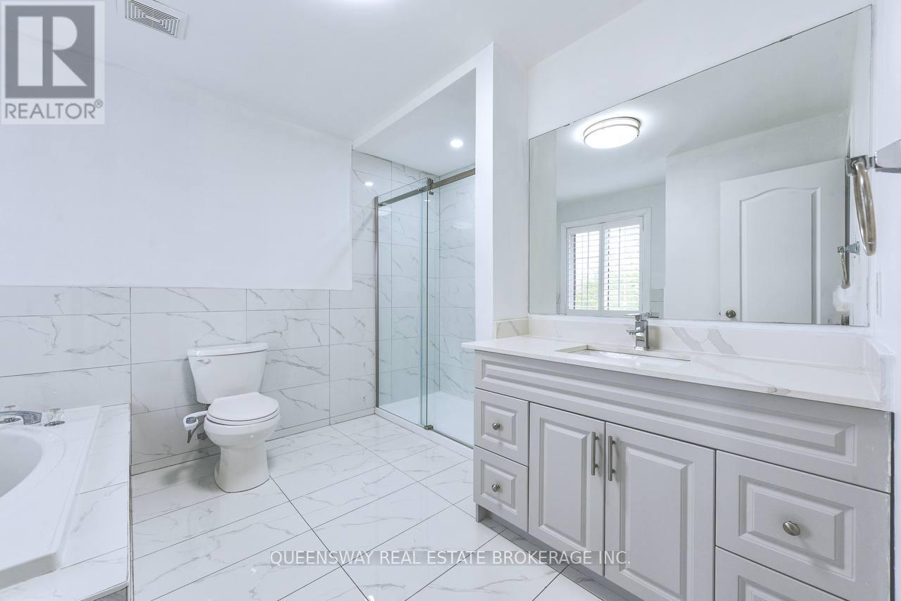 12 Dandelion Road, Brampton, Ontario  L6R 1X3 - Photo 32 - W12370784