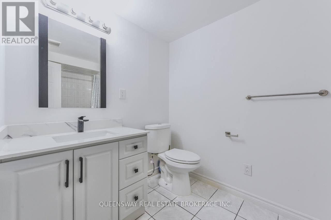 12 Dandelion Road, Brampton, Ontario  L6R 1X3 - Photo 47 - W12370784