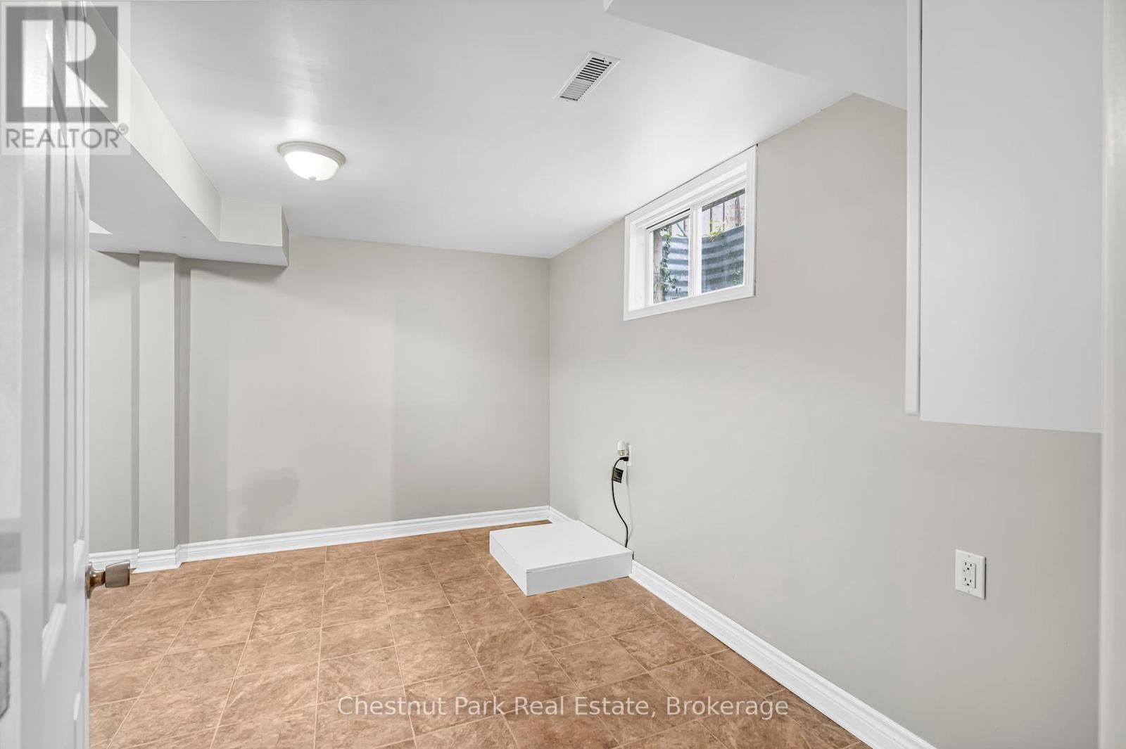 204 Hickling Trail, Barrie (Grove East), Ontario  L4M 5X4 - Photo 33 - S12370831