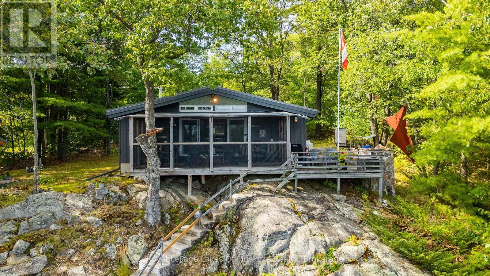 1382 Fish Hatchery Road, Muskoka Lakes, Ontario  P0B 1M0 - Photo 2 - X12370793