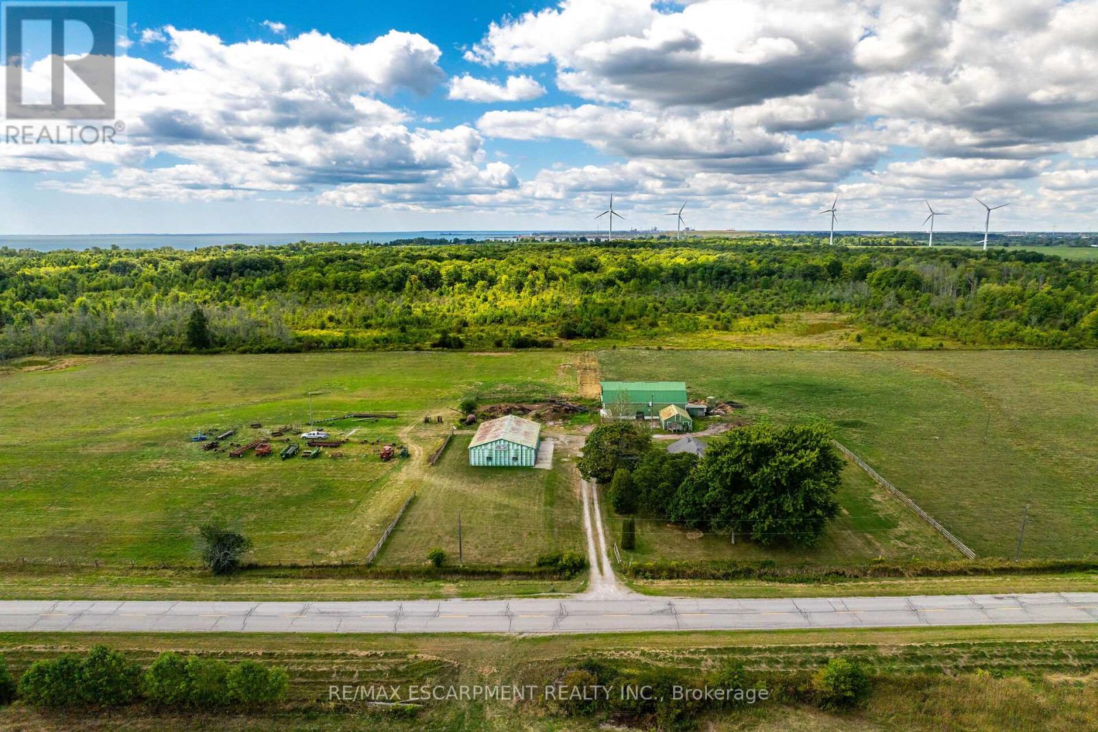 177 Brooklin Road, Haldimand, Ontario  N0A 1L0 - Photo 1 - X12370745