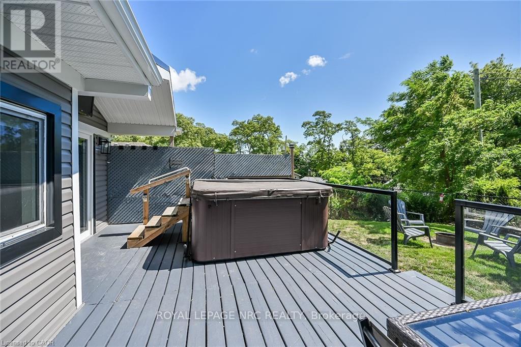 33 Dover Street, Haldimand, Ontario  N1A 2W6 - Photo 32 - X12370775